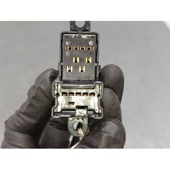MANDO ELEVALUNAS TRASERO IZQUIERDO 25411BR00A 