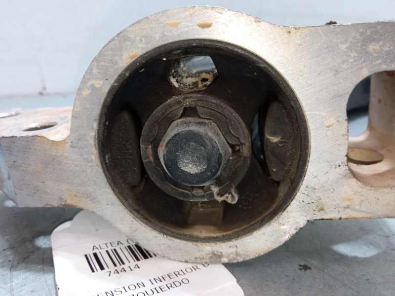 Recambio de brazo suspension inferior delantero izquierdo para seat altea (5p1) 1.9 tdi referencia OEM IAM   