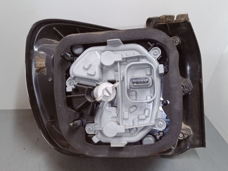 Recambio de piloto trasero derecho para jeep renegade suv (bu, b1, bv) 1.6 crd referencia OEM IAM 51964233  