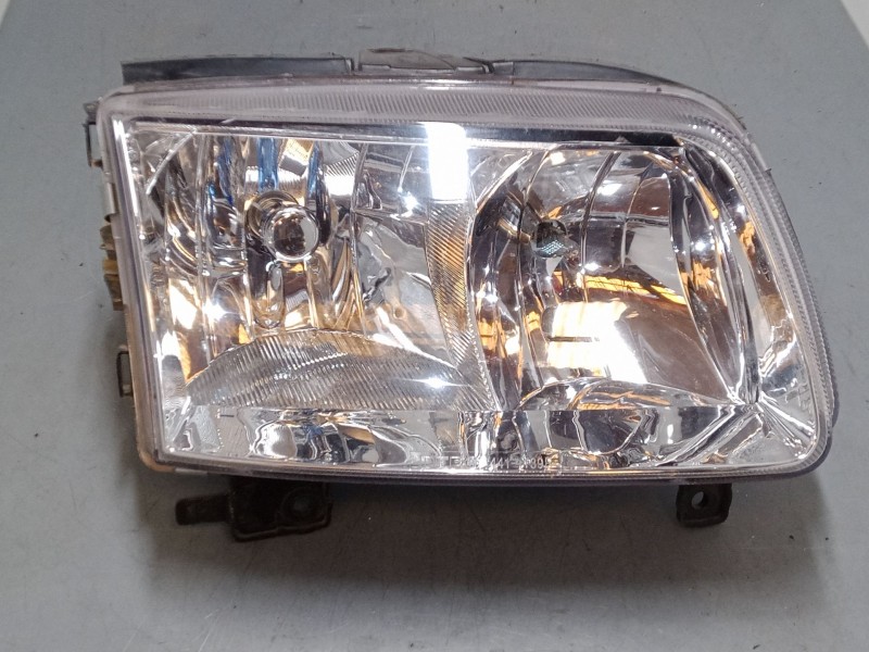 Recambio de faro derecho para volkswagen polo (6n2) 1.0 referencia OEM IAM   