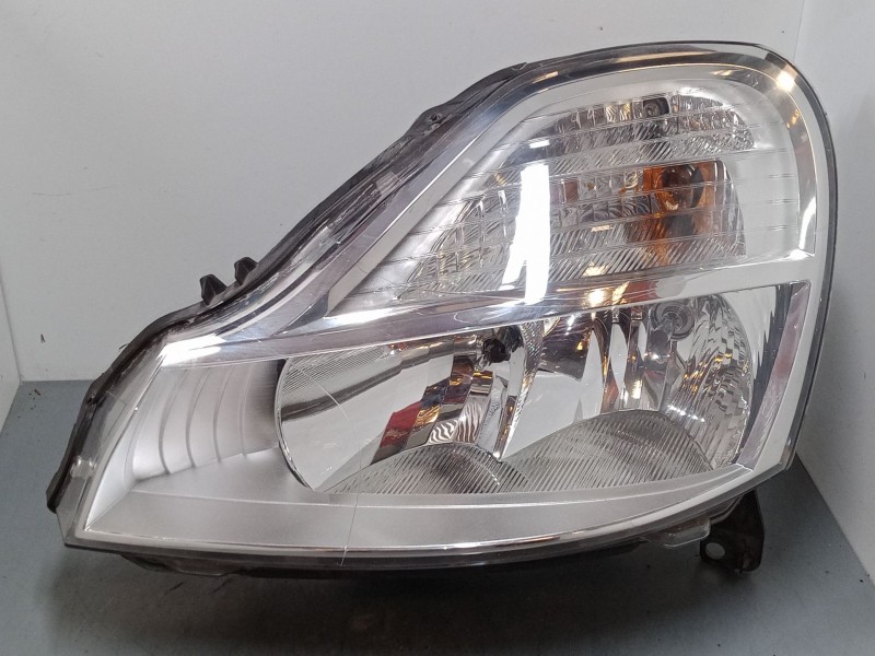 Recambio de faro izquierdo para renault modus / grand modus (f/jp0_) 1.2 16v (jp0w) referencia OEM IAM 8200658377  8200658373