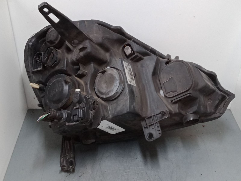 Recambio de faro izquierdo para renault modus / grand modus (f/jp0_) 1.2 16v (jp0w) referencia OEM IAM 8200658377  8200658373