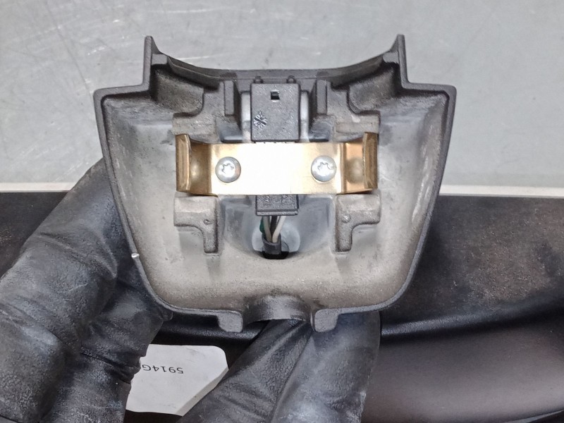 Recambio de retrovisor interior para volkswagen golf plus v (5m1, 521) 1.9 tdi referencia OEM IAM    Recambio de retrovisor interior para volkswagen golf plus v (5m1, 521) 1.9 tdi referencia OEM IAM