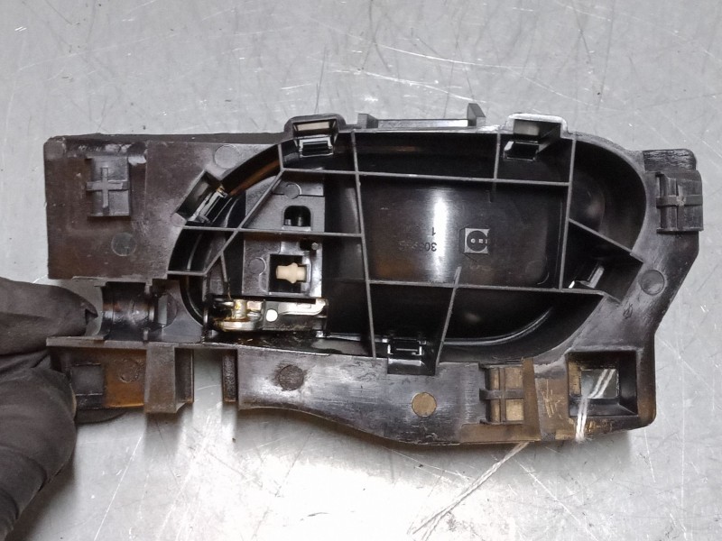 Recambio de maneta interior puerta delantera derecha para peugeot 2008 i (cu_) 1.2 thp 110 / puretech 110 referencia OEM IAM 965
