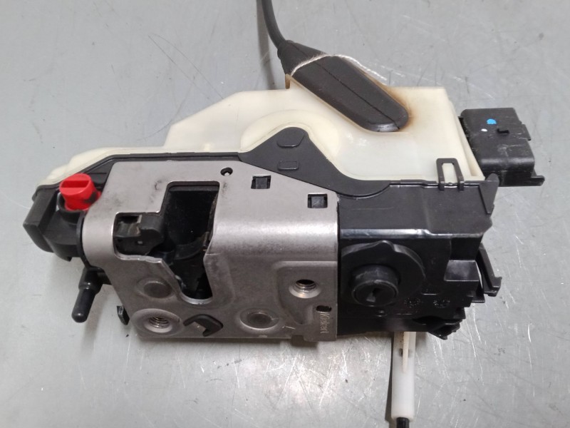 Recambio de cerradura puerta trasera izquierda para peugeot 2008 i (cu_) 1.2 thp 110 / puretech 110 referencia OEM IAM 981250128