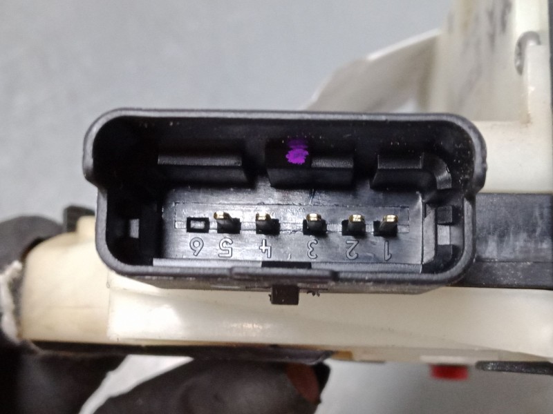 Recambio de cerradura puerta trasera izquierda para peugeot 2008 i (cu_) 1.2 thp 110 / puretech 110 referencia OEM IAM 981250128