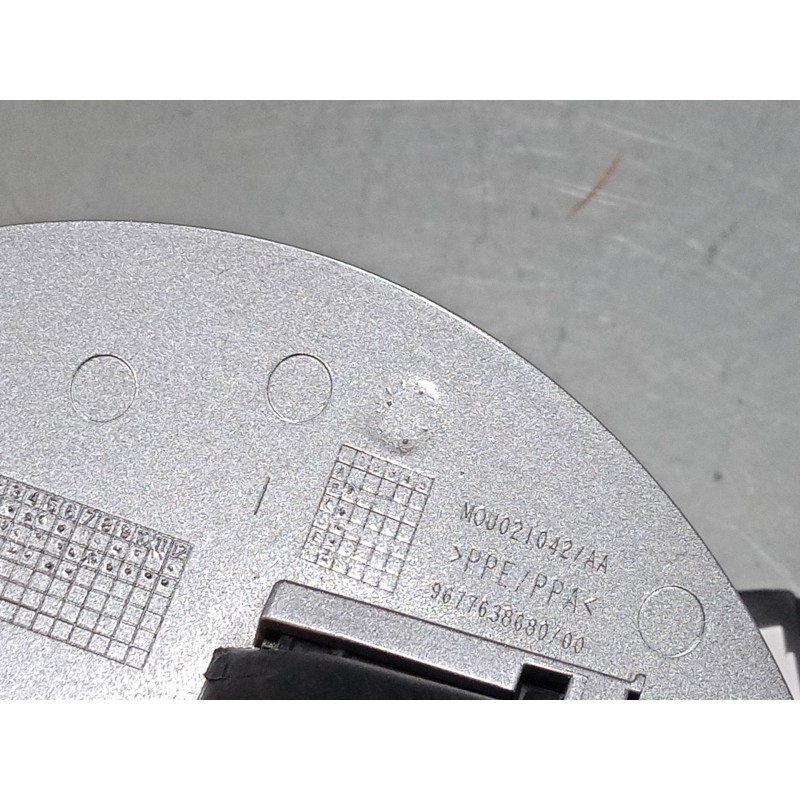 Recambio de tapa exterior combustible para peugeot 2008 i (cu_) 1.2 thp 110 / puretech 110 referencia OEM IAM 9677638680  