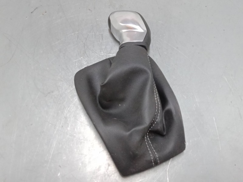 Recambio de pomo palanca cambio para peugeot 2008 i (cu_) 1.2 thp 110 / puretech 110 referencia OEM IAM   