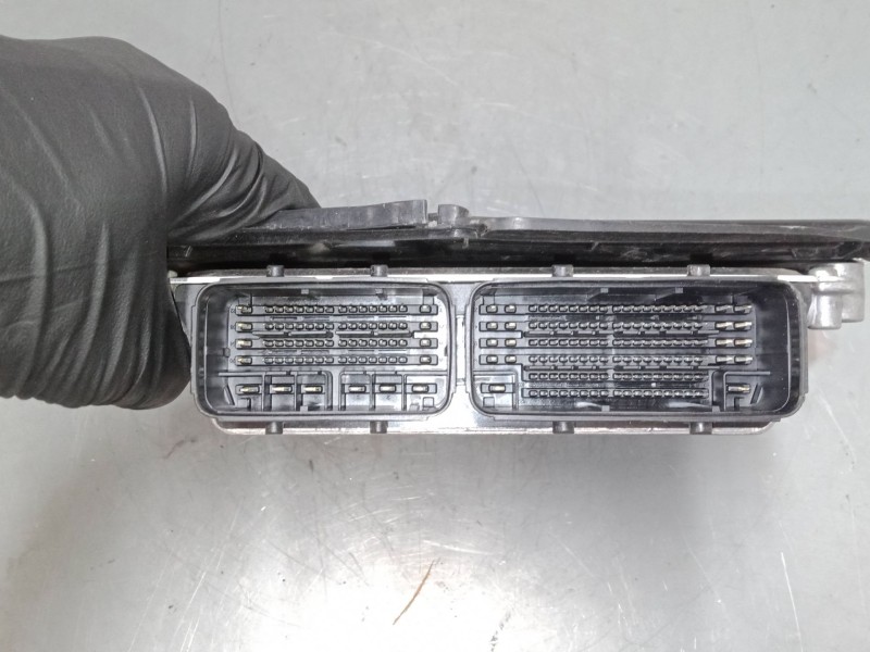 Recambio de centralita motor uce para peugeot 2008 i (cu_) 1.2 thp 110 / puretech 110 referencia OEM IAM 9812338980 V29061498A 9