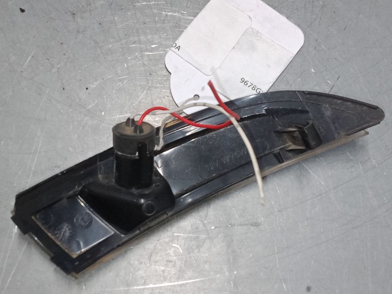 Recambio de intermitente retrovisor izquierdo para ford fiesta vi (cb1, ccn) 1.4 tdci referencia OEM IAM   