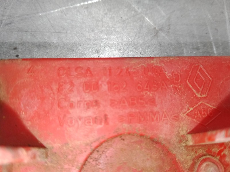 Recambio de catadioptrico trasero derecho para renault grand scénic ii (jm0/1_) 1.9 dci (jm0g, jm12, jm1g, jm2c) referencia OEM 