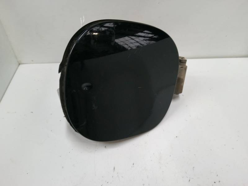 TAPA EXTERIOR COMBUSTIBLE 