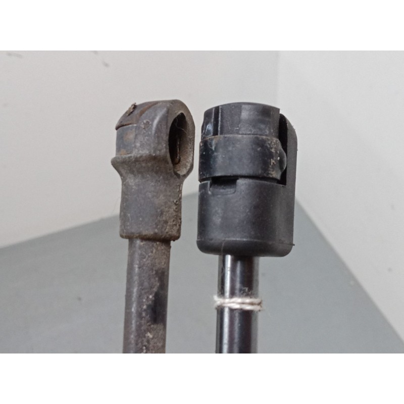 Recambio de amortiguadores malet/porton para volkswagen golf iv (1j1) 1.6 16v referencia OEM IAM 450N  