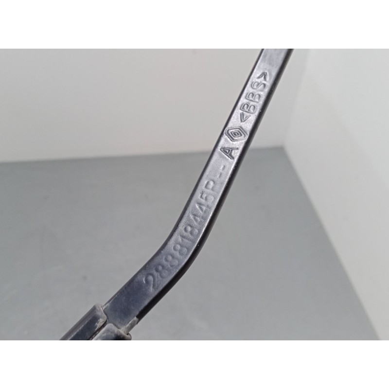 Recambio de brazo limpia delantero izquierdo para renault captur i (j5_, h5_) 1.5 dci 90 referencia OEM IAM   