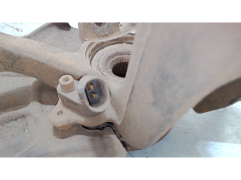 Recambio de mangueta delantera derecha para volkswagen golf iv (1j1) 1.6 16v referencia OEM IAM    Recambio de mangueta delantera derecha para volkswagen golf iv (1j1) 1.6 16v referencia OEM IAM