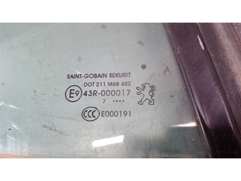 Recambio de luna trasera derecha para peugeot 207 cc (wd_) 1.6 16v referencia OEM IAM    Recambio de luna trasera derecha para peugeot 207 cc (wd_) 1.6 16v referencia OEM IAM
