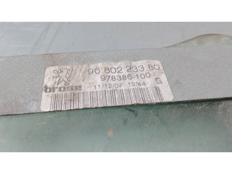 Recambio de luna trasera derecha para peugeot 207 cc (wd_) 1.6 16v referencia OEM IAM    Recambio de luna trasera derecha para peugeot 207 cc (wd_) 1.6 16v referencia OEM IAM