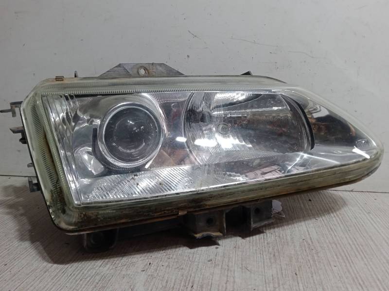FARO DERECHO XENON 