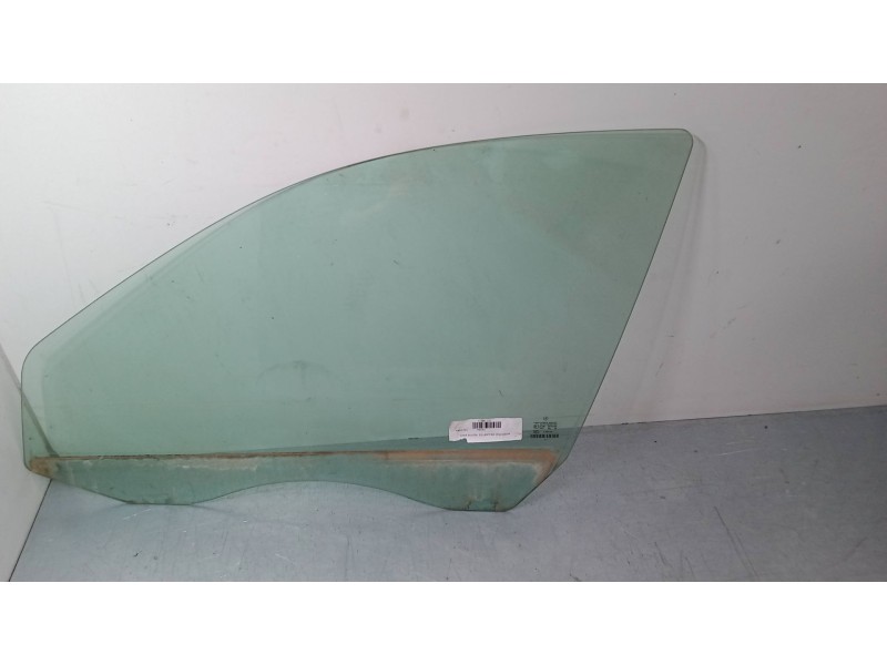 Recambio de luna puerta delantera izquierda para mercedes-benz e 200 cdi referencia OEM IAM    Recambio de luna puerta delantera izquierda para mercedes-benz e 200 cdi referencia OEM IAM