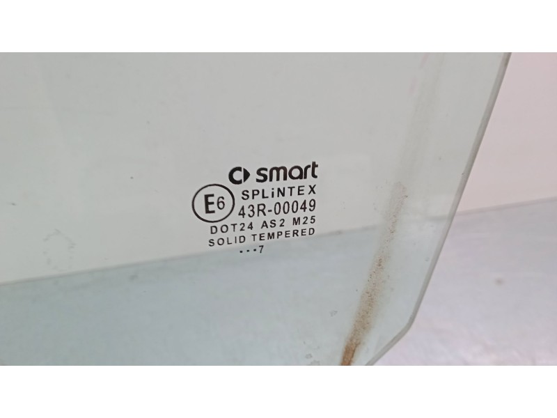 Recambio de luna puerta delantera izquierda para smart fortwo cabrio (451) 0.8 cdi (451.400) referencia OEM IAM   