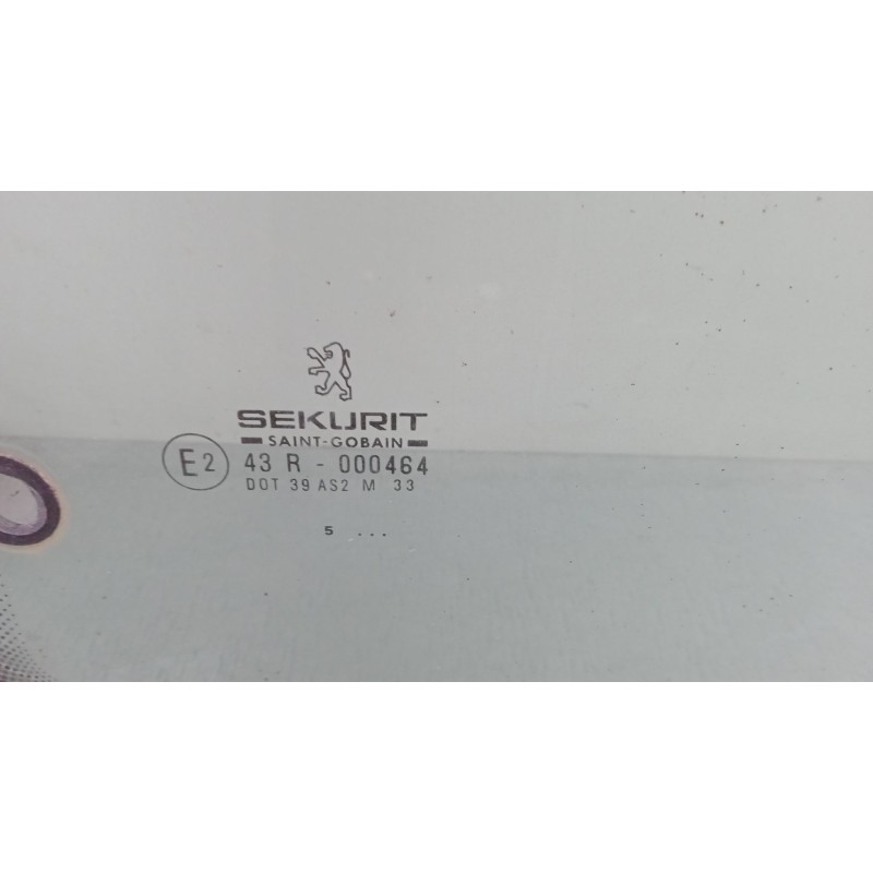 Recambio de luna trasera izquierda para peugeot 306 hatchback (7a, 7c, n3, n5) 2.0 xsi referencia OEM IAM    Recambio de luna trasera izquierda para peugeot 306 hatchback (7a, 7c, n3, n5) 2.0 xsi referencia OEM IAM