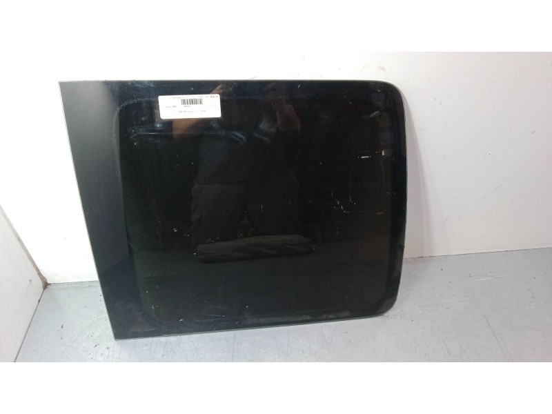 Recambio de luna trasera izquierda para volkswagen caddy iii furgoneta/monovolumen (2ka, 2kh, 2ca, 2ch) 1.9 tdi 4motion referenc Recambio de luna trasera izquierda para volkswagen caddy iii furgoneta/monovolumen (2ka, 2kh, 2ca, 2ch) 1.9 tdi 4motion referenc