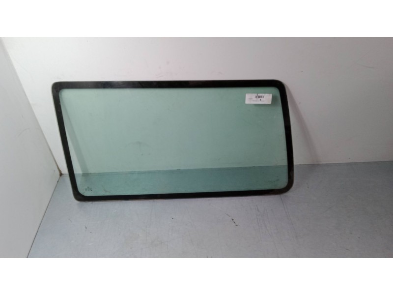 Recambio de luna trasera izquierda para volkswagen transporter t4 autobús (70b, 70c, 7db, 7dk, 70j, 70k, 7dc, 7 2.5 tdi referenc Recambio de luna trasera izquierda para volkswagen transporter t4 autobús (70b, 70c, 7db, 7dk, 70j, 70k, 7dc, 7 2.5 tdi referenc