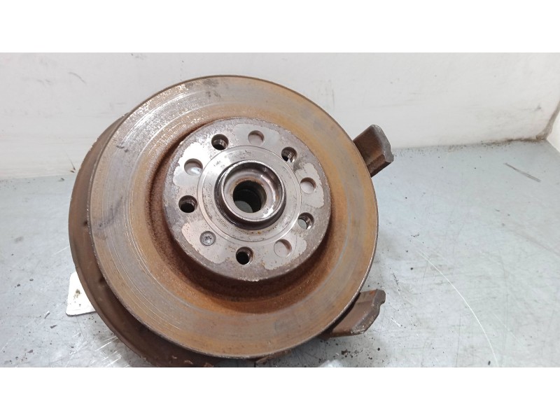 Recambio de mangueta delantera izquierda para volkswagen golf v (1k1) 1.6 referencia OEM IAM   