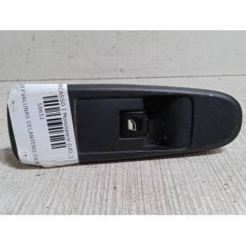 MANDO ELEVALUNAS DELANTERO DERECHO PA6 GF30 