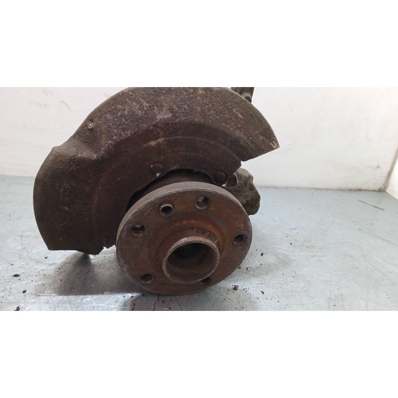 Recambio de mangueta delantera izquierda para volkswagen transporter t4 furgoneta (70a, 70h, 7da, 7dh) 1.9 d referencia OEM IAM 