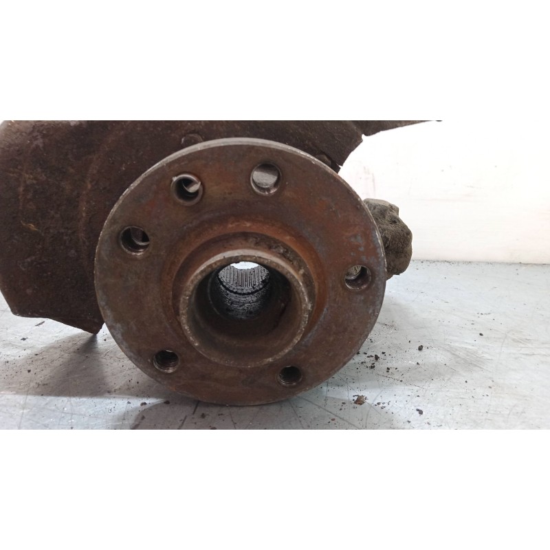 Recambio de mangueta delantera izquierda para volkswagen transporter t4 furgoneta (70a, 70h, 7da, 7dh) 1.9 d referencia OEM IAM 