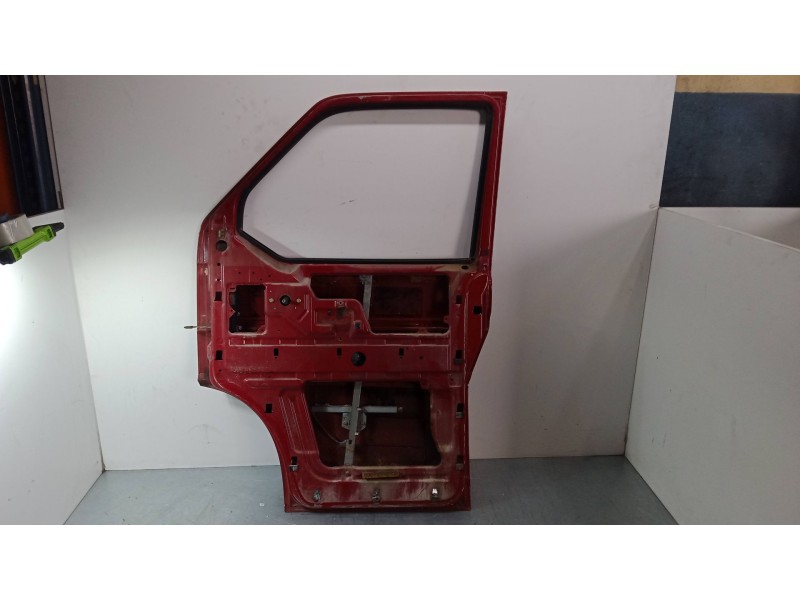 Recambio de puerta delantera derecha para volkswagen transporter t4 furgoneta (70a, 70h, 7da, 7dh) 1.9 d referencia OEM IAM    Recambio de puerta delantera derecha para volkswagen transporter t4 furgoneta (70a, 70h, 7da, 7dh) 1.9 d referencia OEM IAM