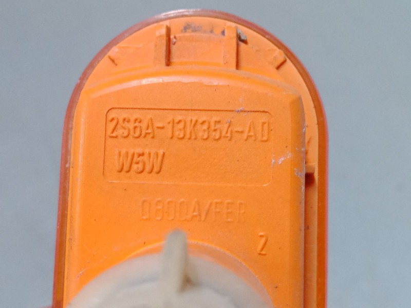 Recambio de intermitente lateral izquierdo para ford fiesta v (jh_, jd_) 1.4 tdci referencia OEM IAM   