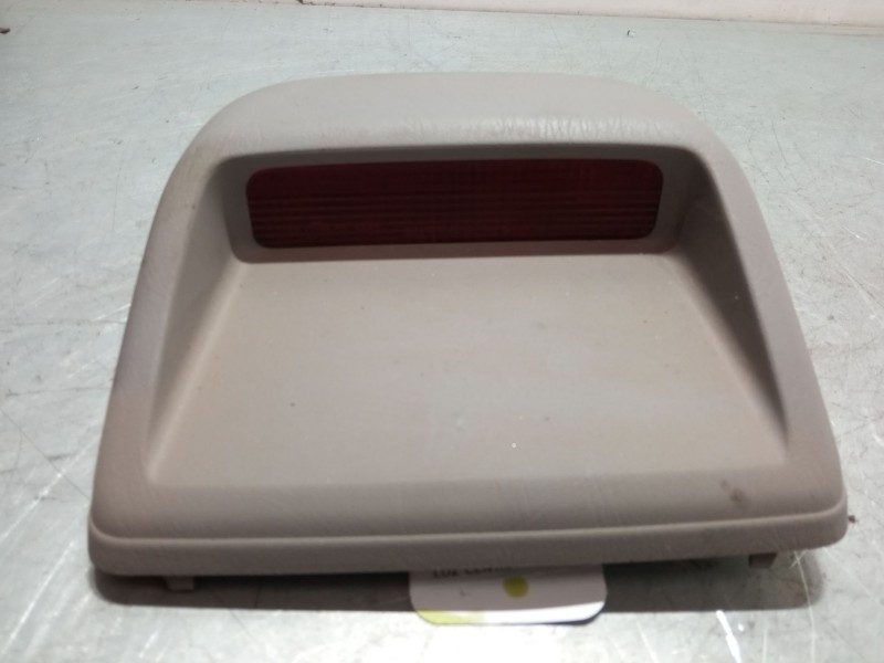 Recambio de luz central de freno para nissan almera ii (n16) 1.8 referencia OEM IAM    Recambio de luz central de freno para nissan almera ii (n16) 1.8 referencia OEM IAM