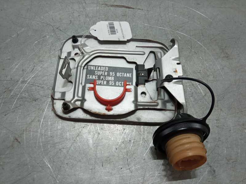 Recambio de tapa exterior combustible para nissan almera ii (n16) 1.8 referencia OEM IAM   