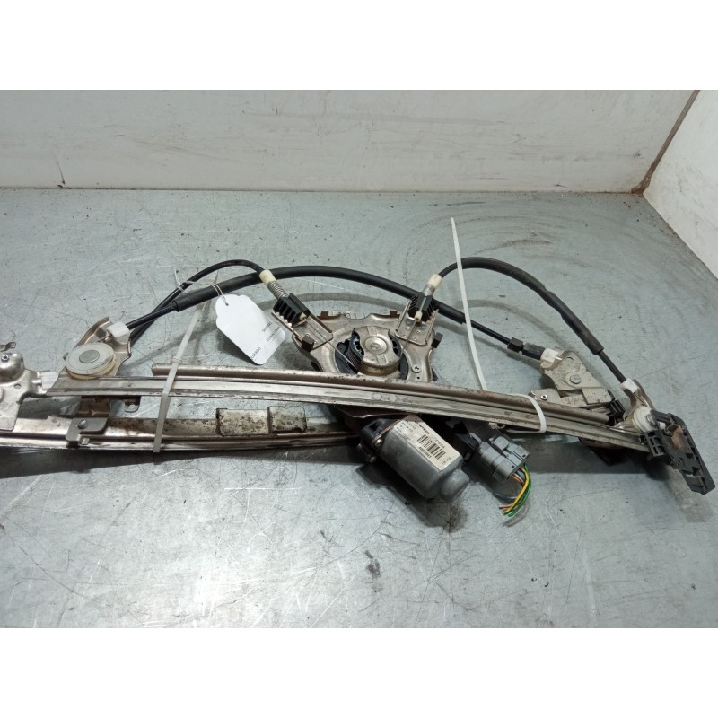 Recambio de elevalunas electrico delantero izquierdo para citroën xsara (n1) 1.9 d referencia OEM IAM 400594T  Confort Recambio de elevalunas electrico delantero izquierdo para citroën xsara (n1) 1.9 d referencia OEM IAM 400594T  Confort