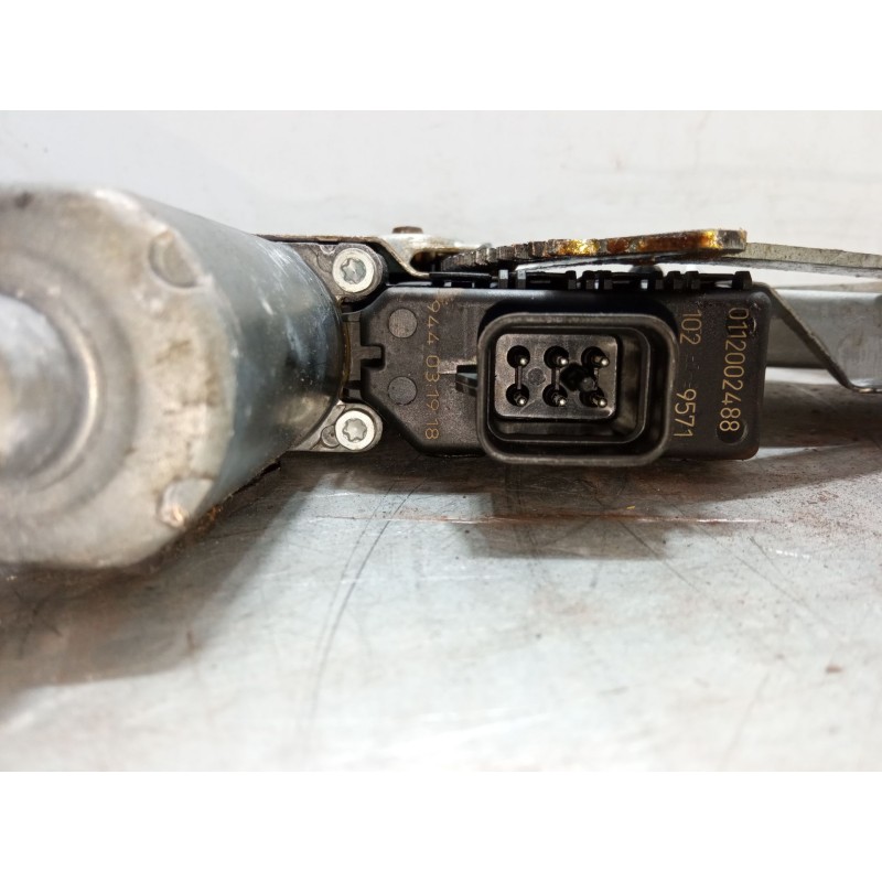 Recambio de elevalunas electrico delantero izquierdo para opel zafira / zafira family b (a05) 1.7 cdti (m75) referencia OEM IAM  Recambio de elevalunas electrico delantero izquierdo para opel zafira / zafira family b (a05) 1.7 cdti (m75) referencia OEM IAM
