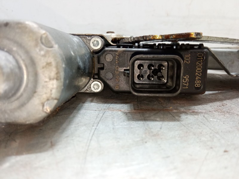 Recambio de elevalunas electrico delantero izquierdo para opel zafira / zafira family b (a05) 1.7 cdti (m75) referencia OEM IAM  Recambio de elevalunas electrico delantero izquierdo para opel zafira / zafira family b (a05) 1.7 cdti (m75) referencia OEM IAM