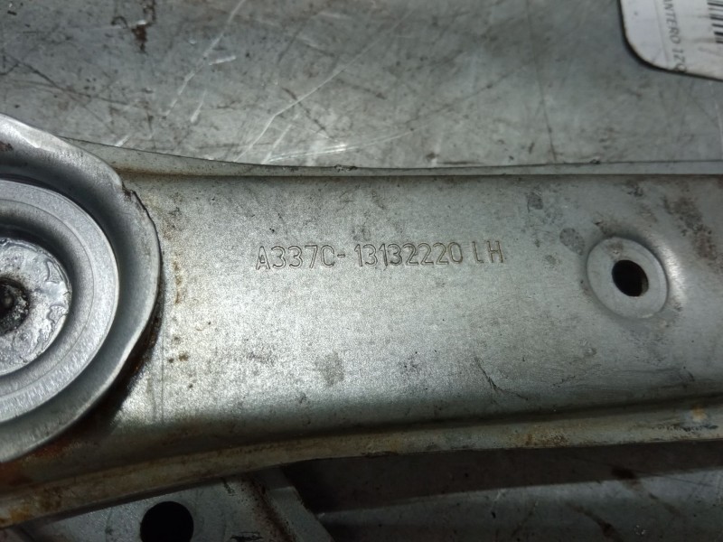 Recambio de elevalunas electrico delantero izquierdo para opel zafira / zafira family b (a05) 1.7 cdti (m75) referencia OEM IAM  Recambio de elevalunas electrico delantero izquierdo para opel zafira / zafira family b (a05) 1.7 cdti (m75) referencia OEM IAM