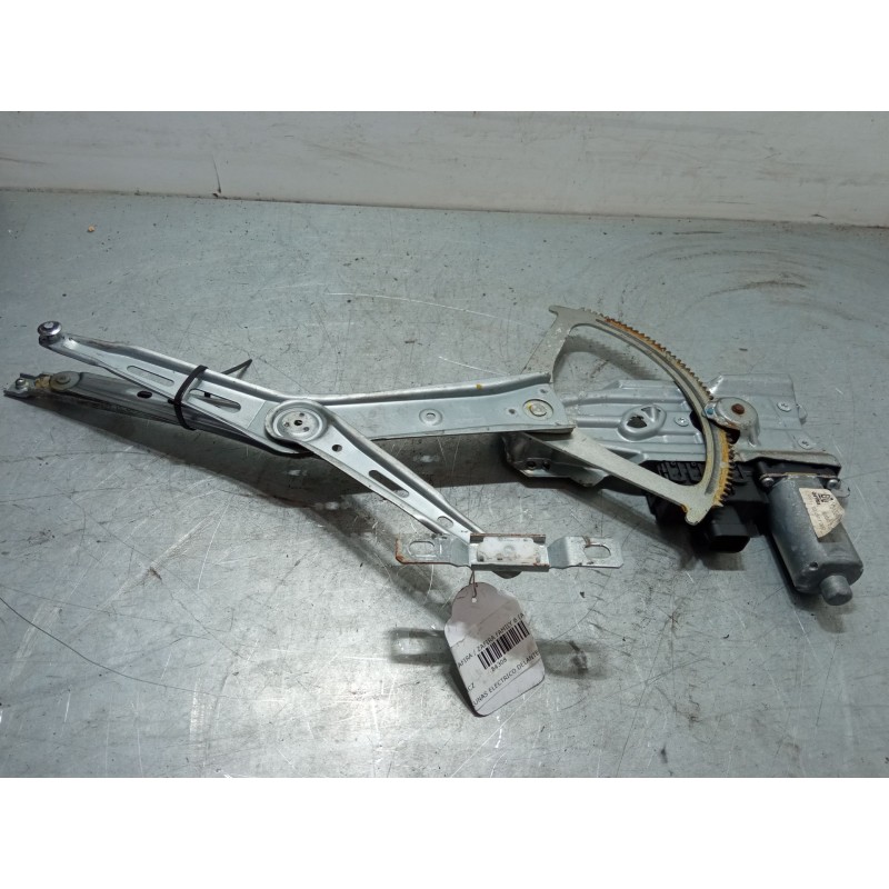Recambio de elevalunas electrico delantero derecho para opel zafira / zafira family b (a05) 1.7 cdti (m75) referencia OEM IAM A3