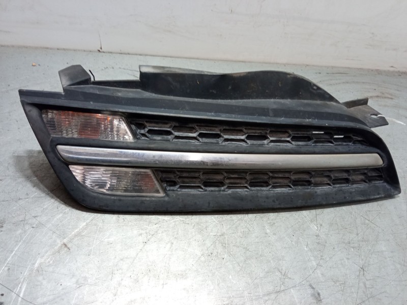 Recambio de rejillas capo para nissan micra iii (k12) 1.2 16v referencia OEM IAM 62320BC4   Recambio de rejillas capo para nissan micra iii (k12) 1.2 16v referencia OEM IAM 62320BC4