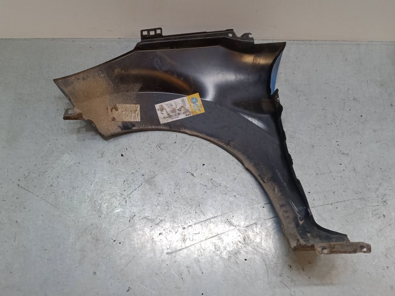 Recambio de aleta delantera derecha para ford fiesta vi (cb1, ccn) 1.4 tdci referencia OEM IAM   