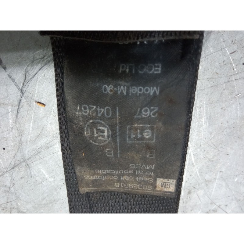 Recambio de anclaje cinturon trasero derecho para opel combo furgoneta/monovolumen (71_) 1.7 d referencia OEM IAM 90359918   Recambio de anclaje cinturon trasero derecho para opel combo furgoneta/monovolumen (71_) 1.7 d referencia OEM IAM 90359918