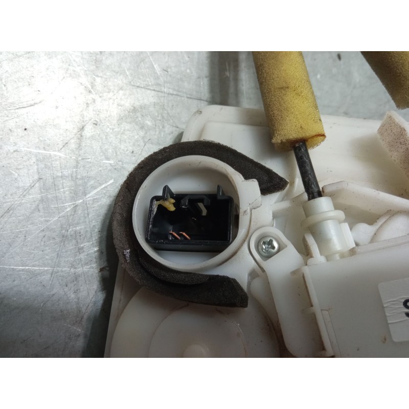 Recambio de cerradura puerta trasera izquierda para mazda 2 (de_, dh_) 1.4 mzr-cd referencia OEM IAM STUD651  