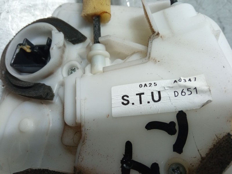 Recambio de cerradura puerta trasera izquierda para mazda 2 (de_, dh_) 1.4 mzr-cd referencia OEM IAM STUD651  