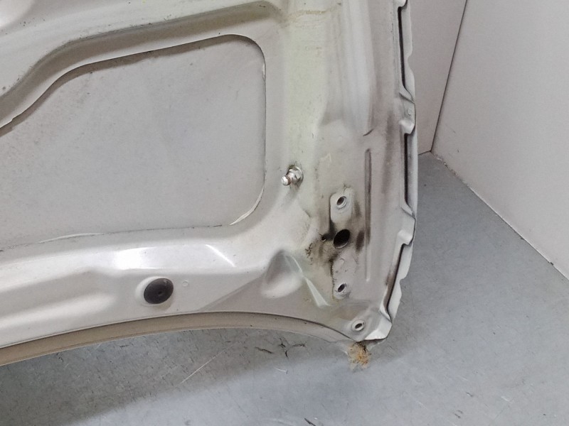 Recambio de capo para bmw 3 (e46) 320 d referencia OEM IAM    Recambio de capo para bmw 3 (e46) 320 d referencia OEM IAM
