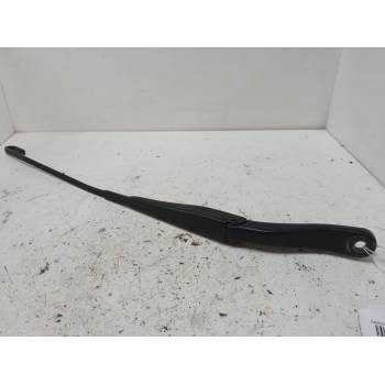 BRAZO LIMPIA DELANTERO DERECHO 