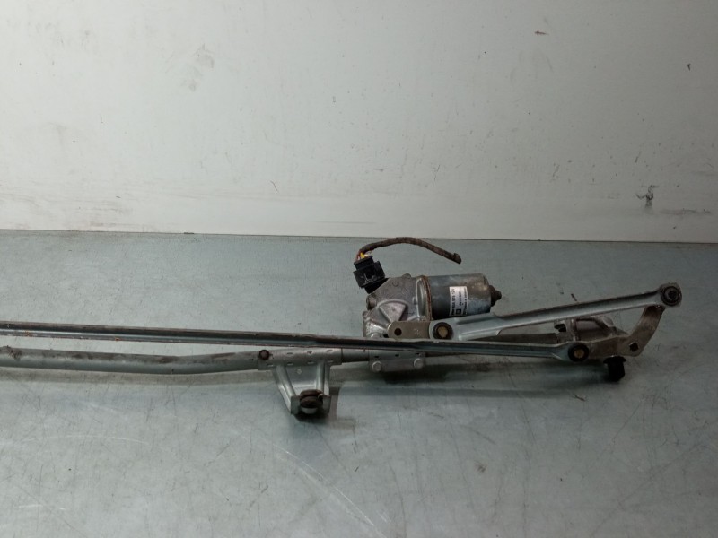 Recambio de motor limpia delantero para opel zafira b furgoneta/monovolumen (a05) 1.9 cdti van (m75) referencia OEM IAM 404976  