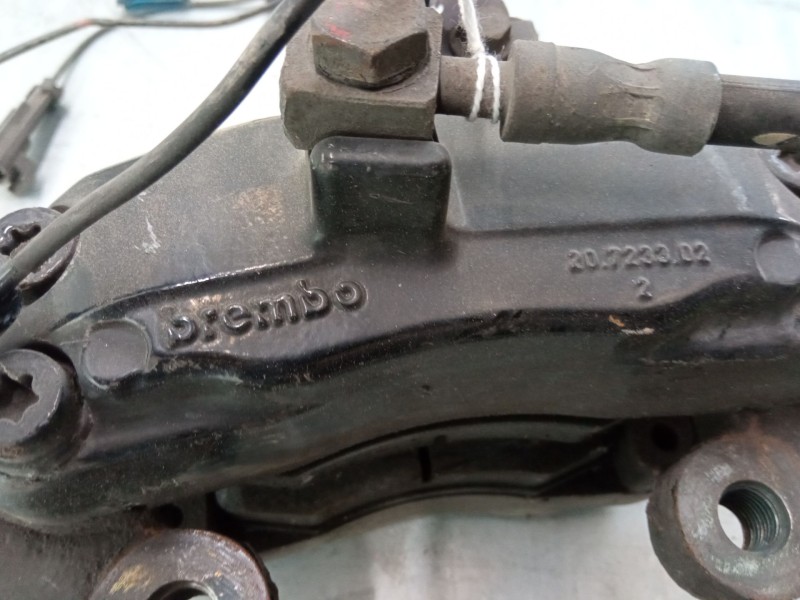 Recambio de pinza freno delantera derecha para mercedes-benz clase m (w163) ml 430 (163.172) referencia OEM IAM 20723302   Recambio de pinza freno delantera derecha para mercedes-benz clase m (w163) ml 430 (163.172) referencia OEM IAM 20723302