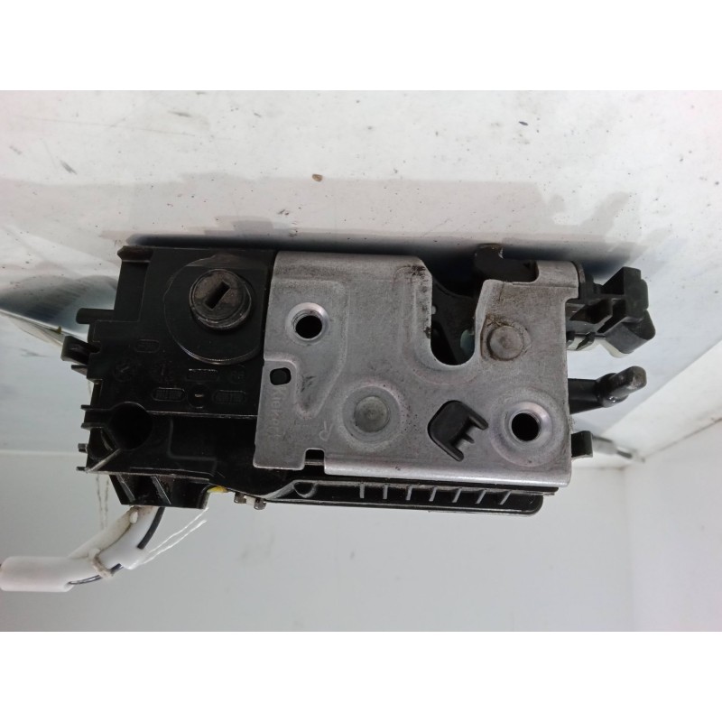 Recambio de cerradura puerta delantera derecha para peugeot 208 i (ca_, cc_) 1.2 vti 82 referencia OEM IAM   